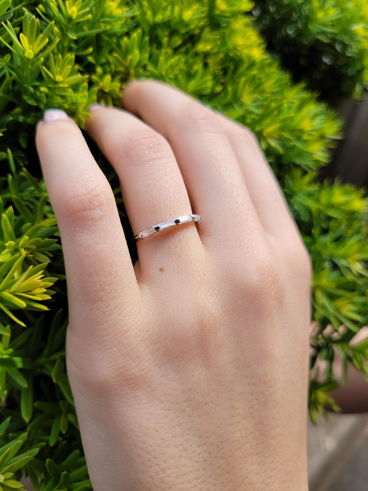 14K Baguette Wedding Band