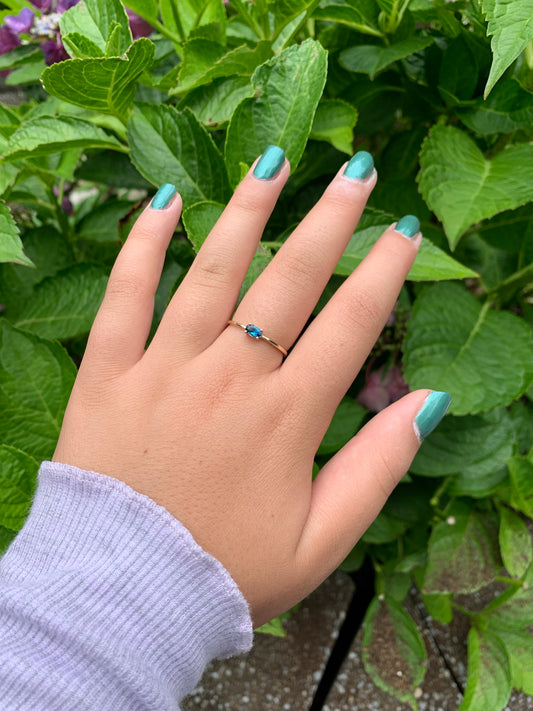 14K Gold Oval London Blue Topaz Ring