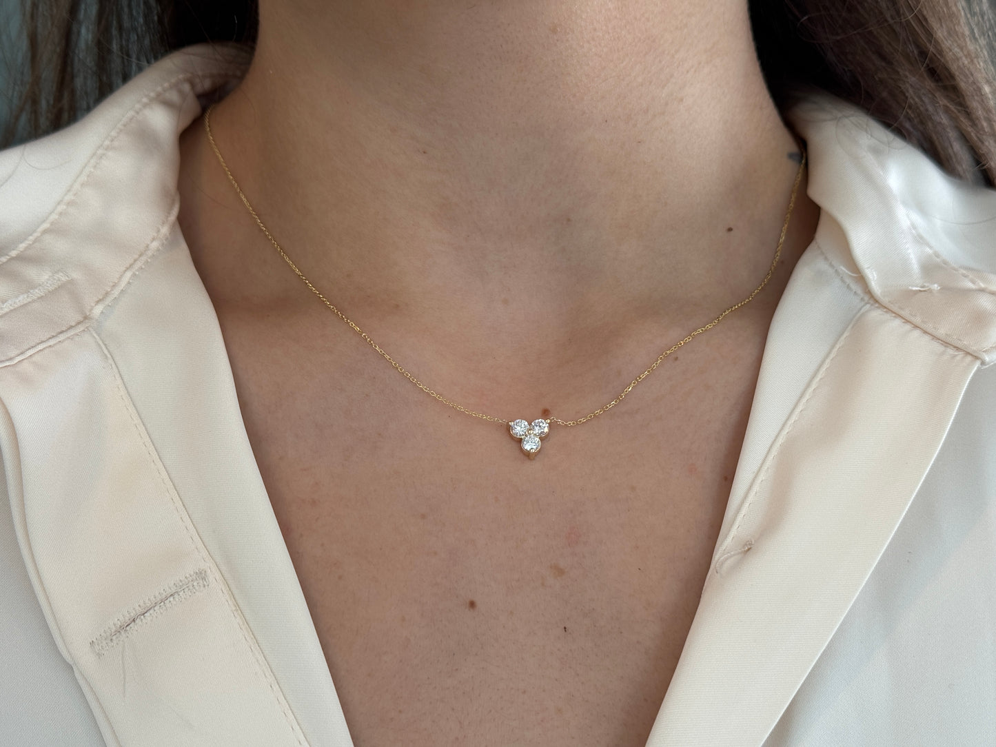 Three Diamond cluster necklace 14k gold 0.60 carats